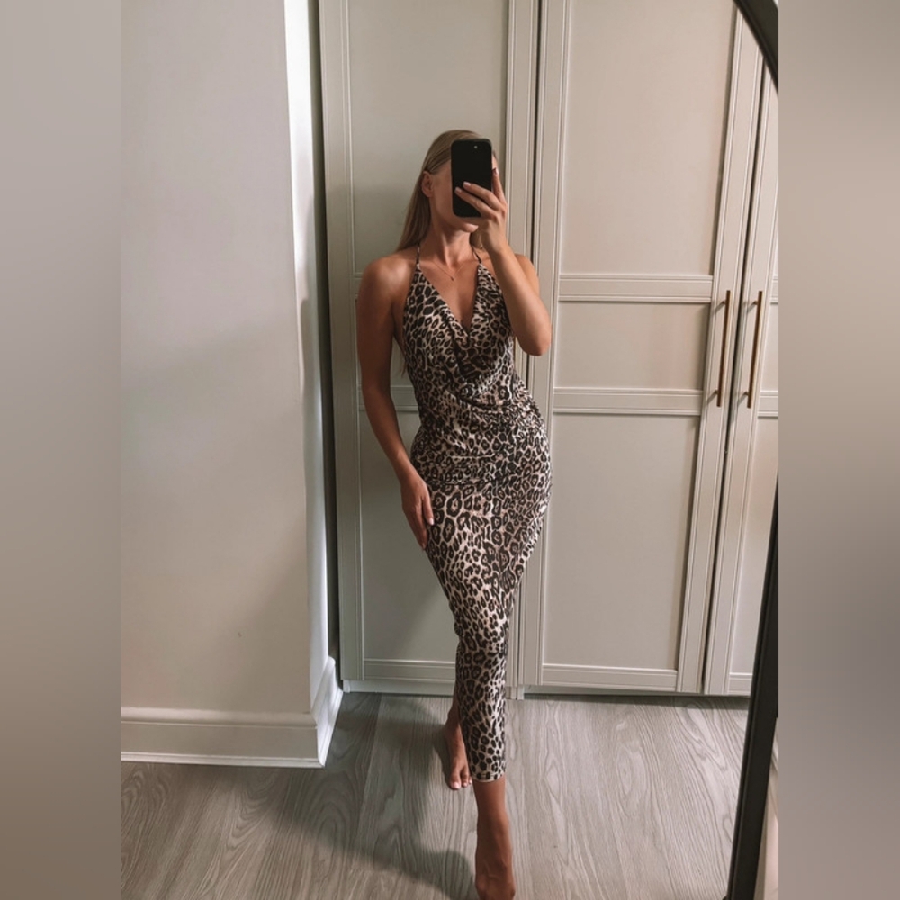 Zara Open back dress in leopard print